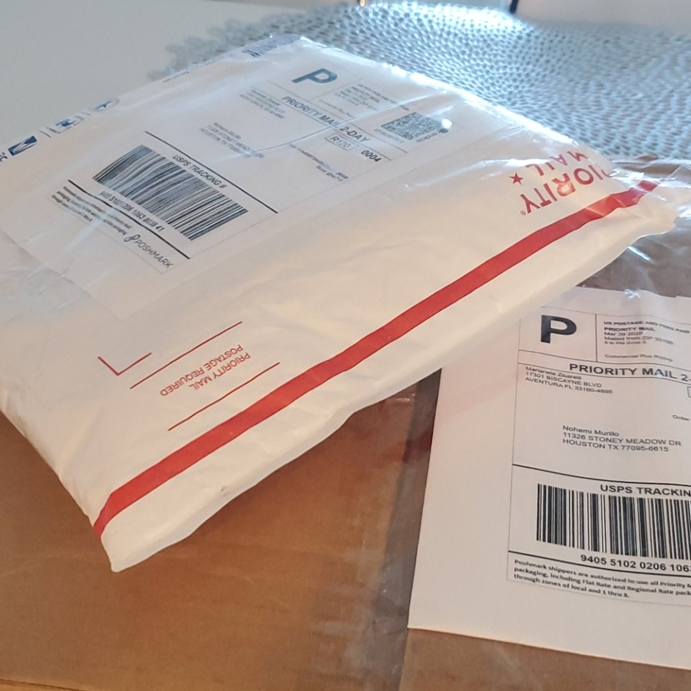 Clothes and will be deliver tomortow morning